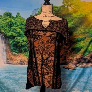 Large Skinny Minnie blouse